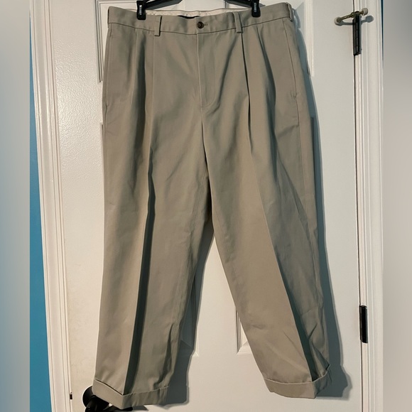 Brooks Brothers Advantage Chino Elliot Fit Pants - Picture 2 of 13